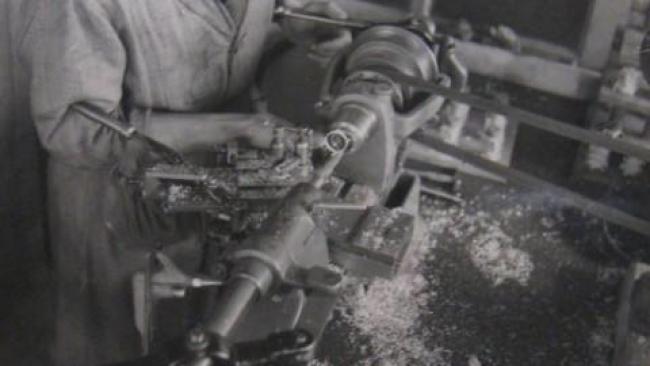 80 ans : L’atelier de fabrication de boitiers de montres